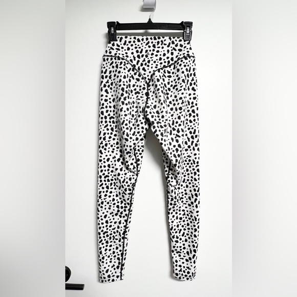 Athleta Spotted Leggings - Picture 5 of 7